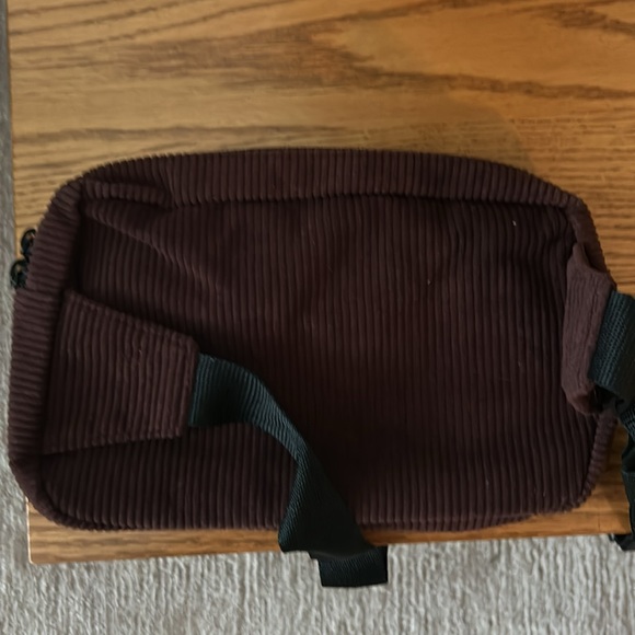 Tim Hortons Justin Bieber Fanny pack Biebs - Picture 2 of 4